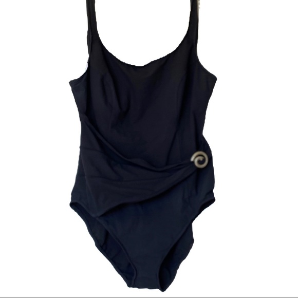 2/$25- ✨Robby Len Slimming Bathing Suit✨ADD-ON ITEM $45➕✨ - Picture 3 of 7